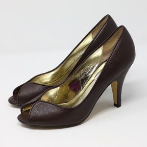 Steve Madden Brown Peep Toe Heels Size 7.5